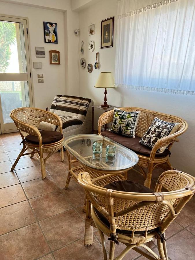 Casa Migliorisi A Marina Di Ragusa Per Vacanze Екстериор снимка